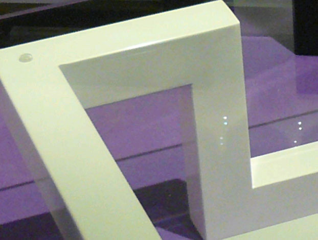 Hierro lacado color Blanco Puro Hierro lacado color Blanco Puro
