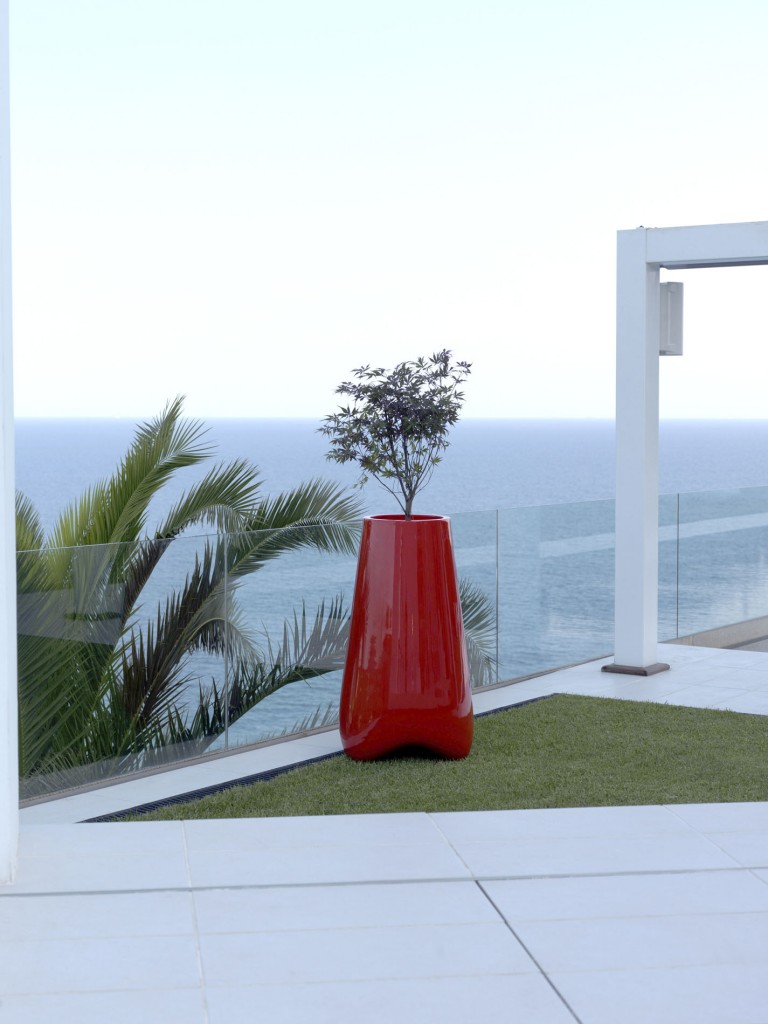 Maceteros colección Vlek por Karim Rashid para Vondom Maceteros colección Vlek por Karim Rashid para Vondom
