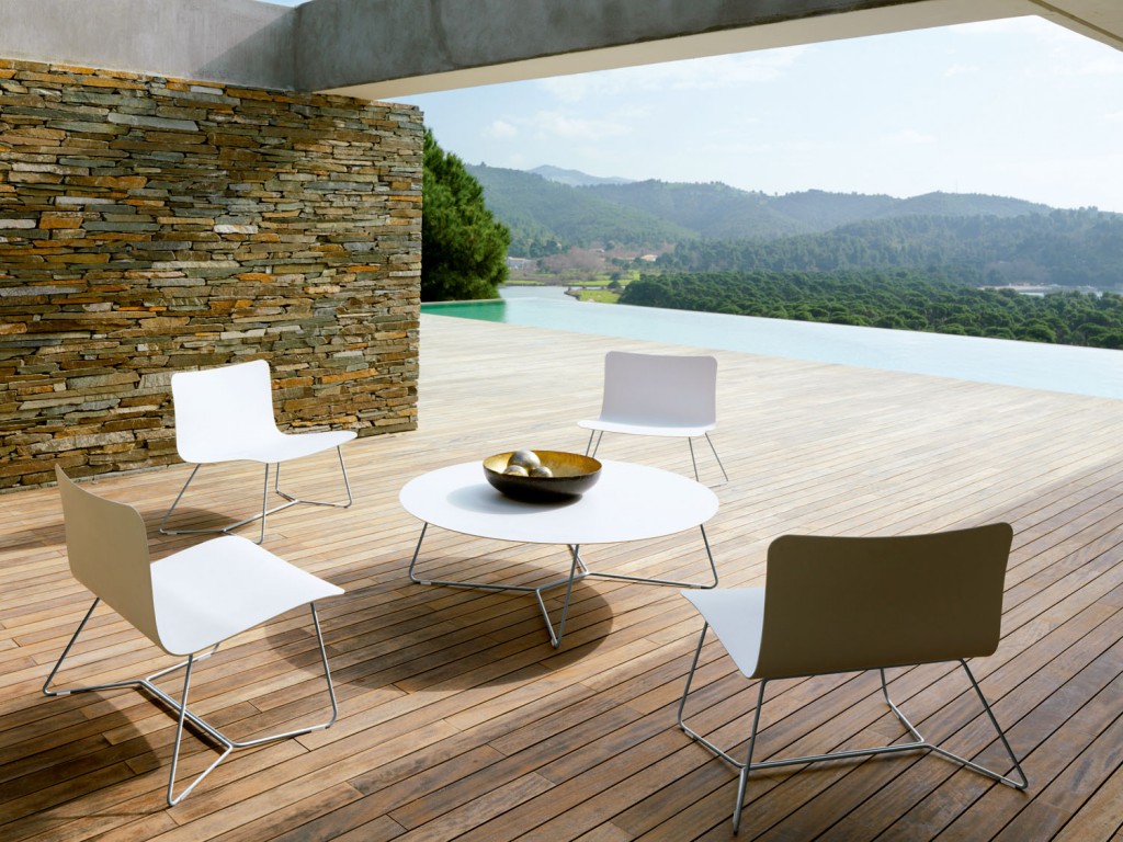 Muebles de diseño para exterior: mesas y sillas