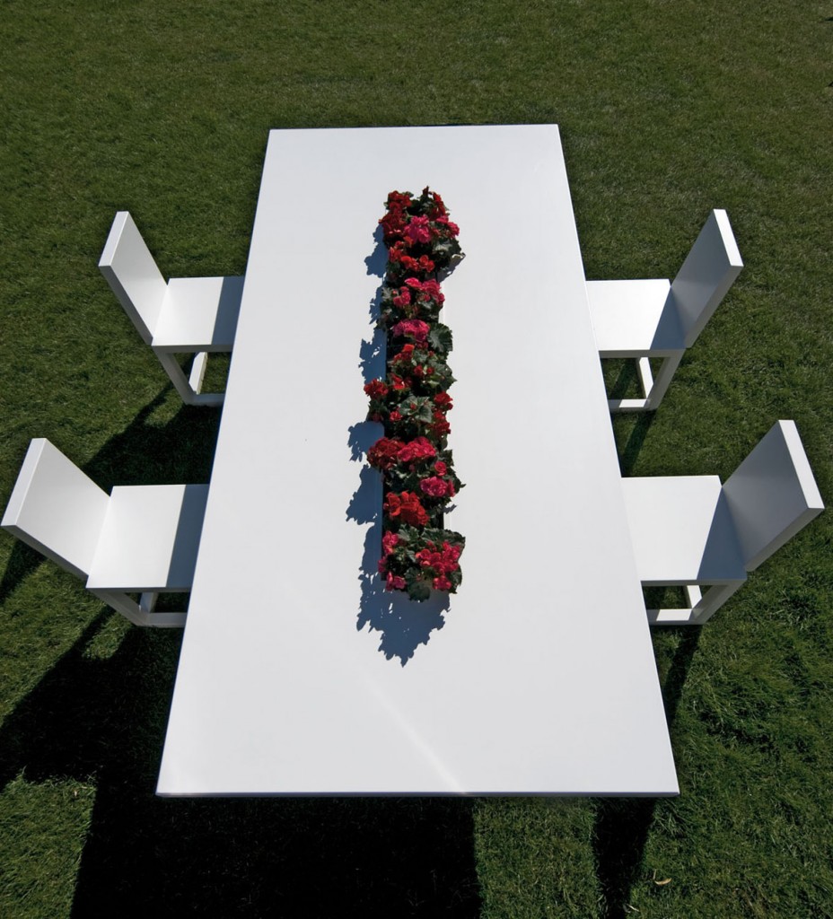 Mesa de comedor Canopo con jardinera Mesa de comedor Canopo con jardinera