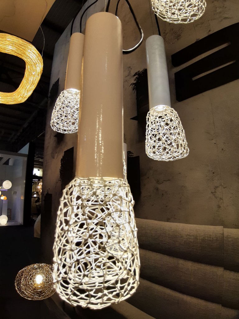 Detalle lámpara Ango en Euroluce 2019