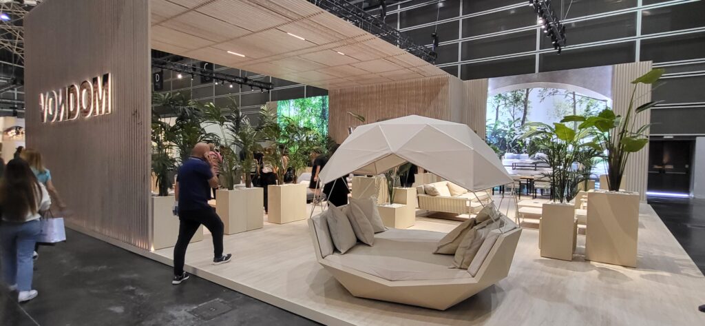 Exposición Vondom en la feria Hábitat Valencia 2023